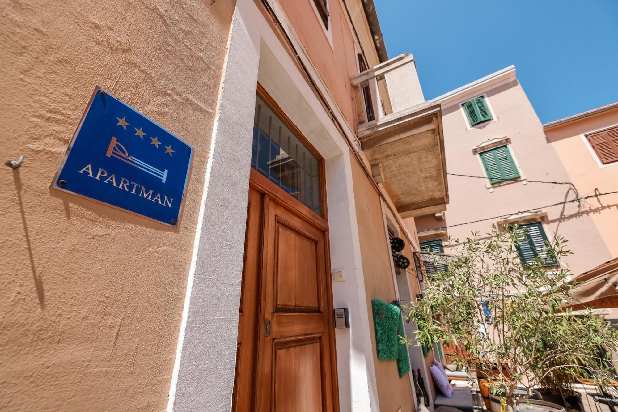 M&D Old Town Zadar Luxury Apartment Exteriör bild